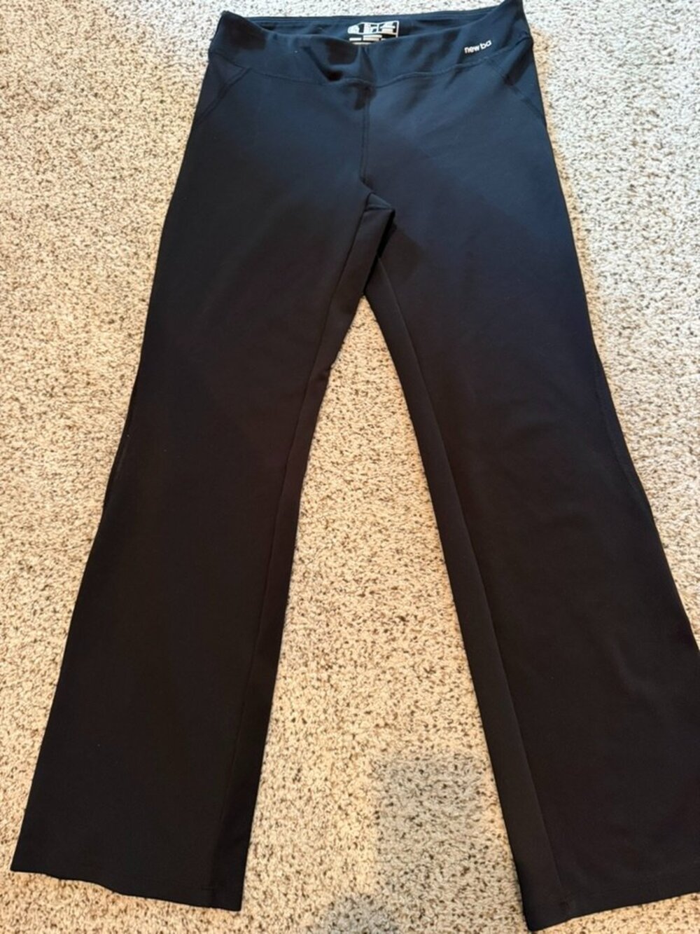 New Balance | Lightning Dry Flared Stretch Yoga Leggings | Black | Size: M